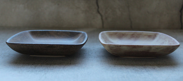 Stoneware Sauce Dishes